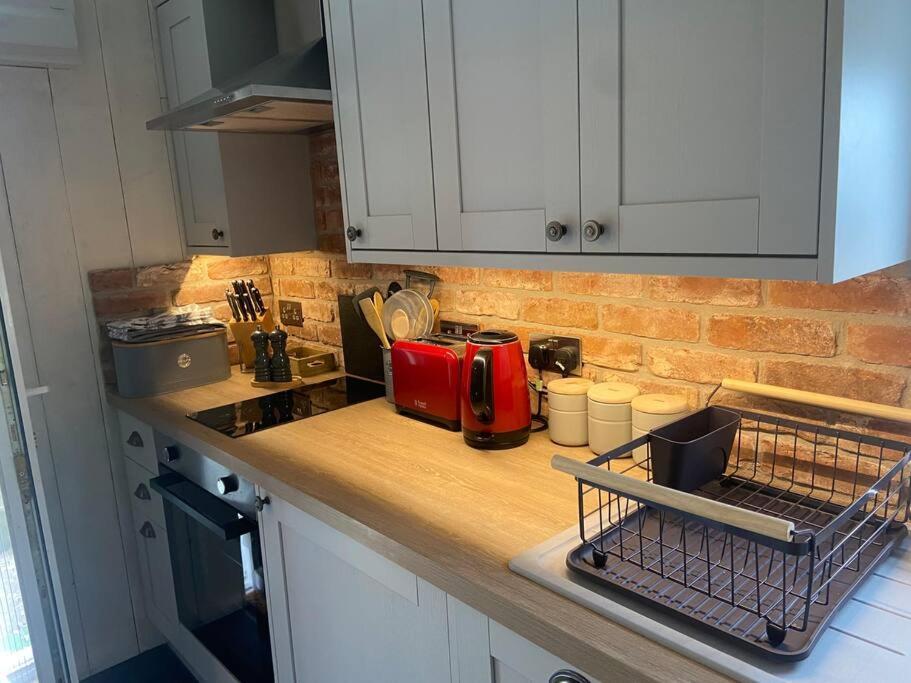 Couples Getaway, With Mountain Views/Dog Friendly Villa Crickhowell Exterior foto